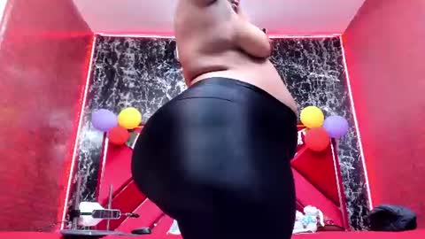 Snapshot of waleskabbw_ass chatting on June 28, 12:33 pm waleska online show from June 28, 12:33 pm