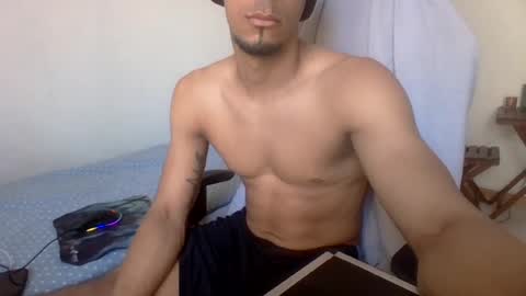 Snapshot of wali170097 chatting on August 2, 11:30 am ghhhgh online show from August 2, 11:30 am