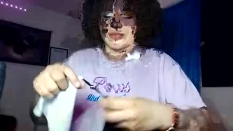 Snapshot of wallace_juli chatting on April 15, 3:19 pm Juli online show from April 15, 3:19 pm
