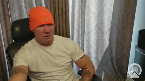 Snapshot of walle6633911 chatting on December 3, 8:06 pm walle6633911 online show from December 3, 8:06 pm