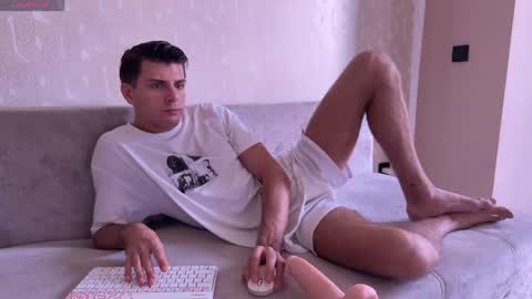 Snapshot of walt_enjoy chatting on May 20, 8:31 am Walt Enjoy online show from May 20, 8:31 am