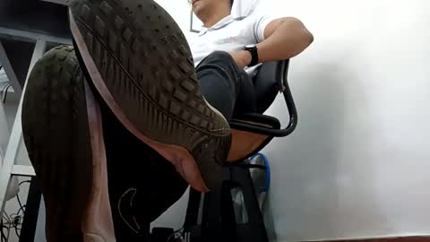 Snapshot of waltherfeet_ chatting on September 26, 4:22 pm WaltherFeet online show from September 26, 4:22 pm