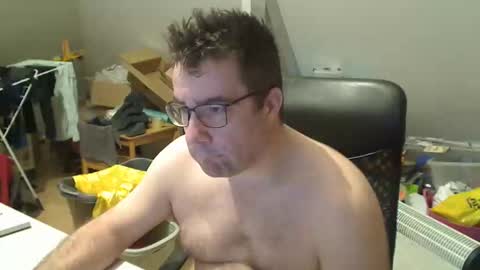 wammes online show from April 8, 9:26 pm