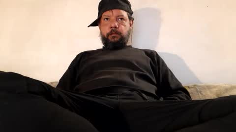 Snapshot of wand_dick chatting on April 12, 10:04 pm Luki69 online show from April 12, 10:04 pm