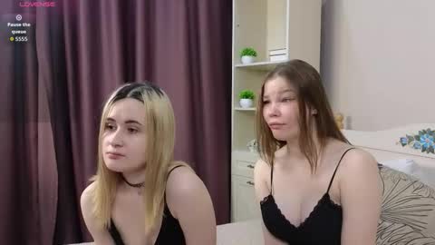 Emi online show from March 13, 1:23 am