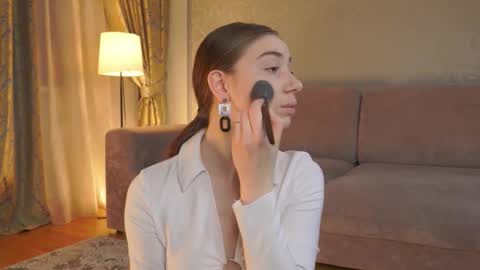 hello guys im Lilian online show from February 6, 3:22 am