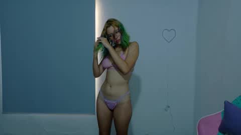 Wanda online show from February 10, 12:09 pm