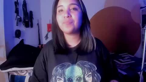 Snapshot of waningrosee chatting on December 9, 10:30 pm Waningrose  Lu online show from December 9, 10:30 pm