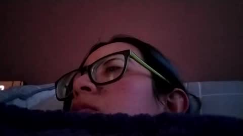 Snapshot of waningrosee chatting on December 11, 2:00 pm Waningrose  Lu online show from December 11, 2:00 pm