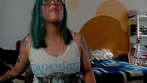 Snapshot of waningrosee chatting on December 11, 7:14 pm Waningrose  Lu online show from December 11, 7:14 pm