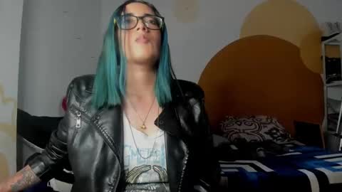 Snapshot of waningrosee chatting on December 11, 10:16 pm Waningrose  Lu online show from December 11, 10:16 pm