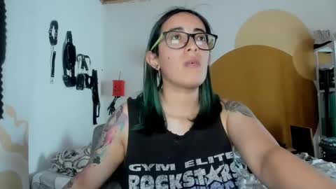 Snapshot of waningrosee chatting on January 3, 8:22 pm Waningrose  Lu online show from January 3, 8:22 pm