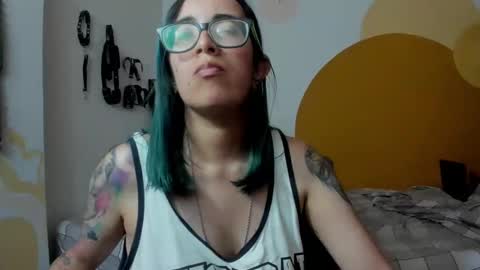 Snapshot of waningrosee chatting on January 5, 3:55 pm Waningrose  Lu online show from January 5, 3:55 pm