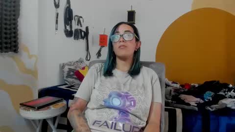 Snapshot of waningrosee chatting on January 6, 6:20 pm Waningrose  Lu online show from January 6, 6:20 pm