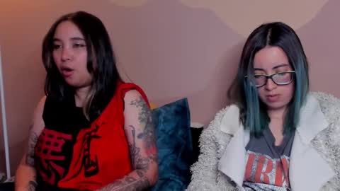 Snapshot of waningrosee chatting on March 7, 11:27 pm Waningrose  Lu online show from March 7, 11:27 pm