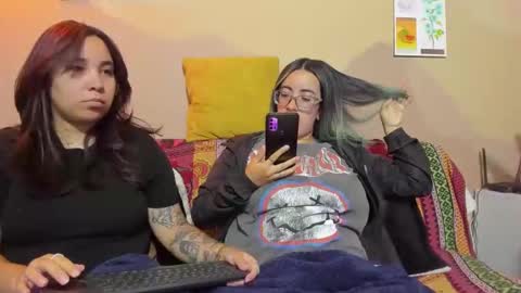 Snapshot of waningrosee chatting on September 16, 11:17 pm Waningrose  Lu online show from September 16, 11:17 pm