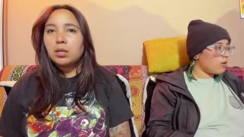 Snapshot of waningrosee chatting on September 23, 12:35 am Waningrose  Lu online show from September 23, 12:35 am