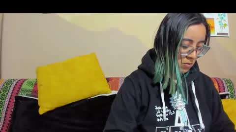 Snapshot of waningrosee chatting on October 12, 11:04 pm Waningrose  Lu online show from October 12, 11:04 pm