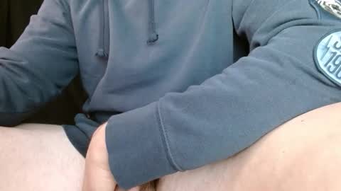 Snapshot of wankbro1000 chatting on November 12, 1:17 am Wankbro online show from November 12, 1:17 am