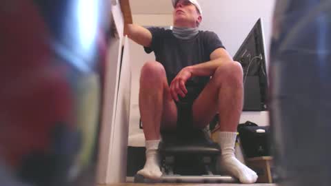 edging noah loves to wank online show from February 22, 1:09 pm