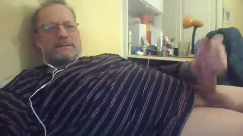 Snapshot of wanky357 chatting on January 15, 11:08 pm Tibo Love online show from January 15, 11:08 pm