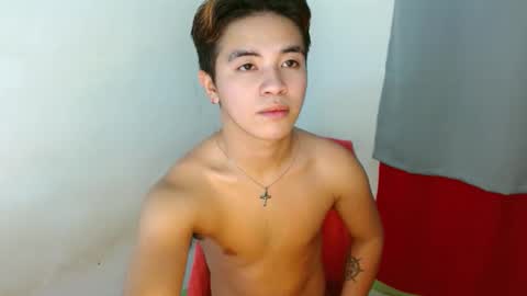 Snapshot of wantedtwink_69 chatting on October 5, 4:00 am itsmeyour dewji on ig online show from October 5, 4:00 am