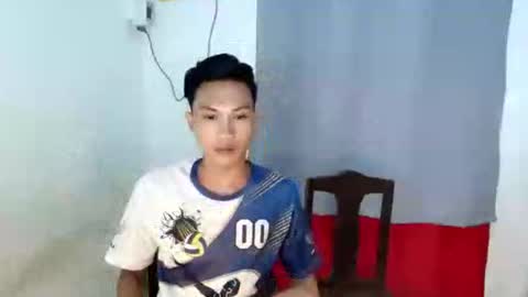 Snapshot of wantedtwink_69 chatting on October 9, 5:00 pm itsmeyour dewji on ig online show from October 9, 5:00 pm