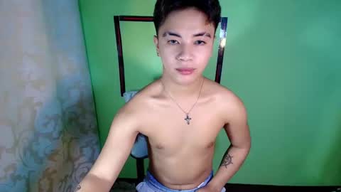 Snapshot of wantedtwink_69 chatting on October 12, 10:47 am itsmeyour dewji on ig online show from October 12, 10:47 am