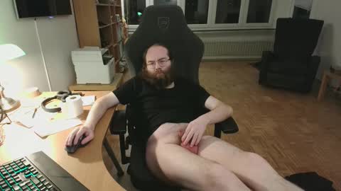 wantsahug online show from February 18, 1:34 am