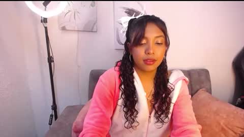 EMILY online show from April 3, 6:55 am