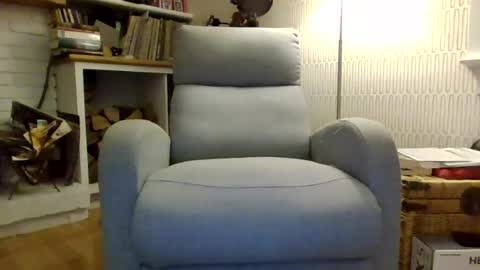 warmdick666 online show from August 9, 3:34 am