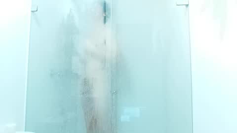 Snapshot of warrenkener chatting on September 17, 2:24 am Warren Kener online show from September 17, 2:24 am