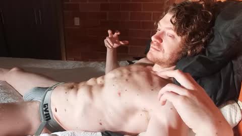 Snapshot of warrenkener chatting on February 14, 3:58 am Warren Kener online show from February 14, 3:58 am