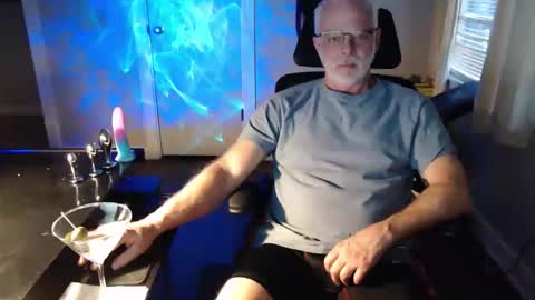 wasted_daze_ online show from January 17, 10:35 pm