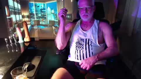 Snapshot of wasted_daze_ chatting on July 25, 1:04 am wasted_daze_ online show from July 25, 1:04 am