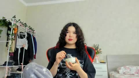 Snapshot of wastforu chatting on February 16, 9:26 am wastforu online show from February 16, 9:26 am