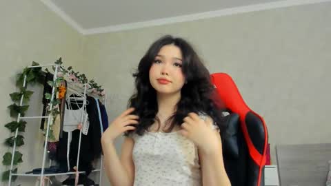 Snapshot of wastforu chatting on February 19, 8:12 am wastforu online show from February 19, 8:12 am