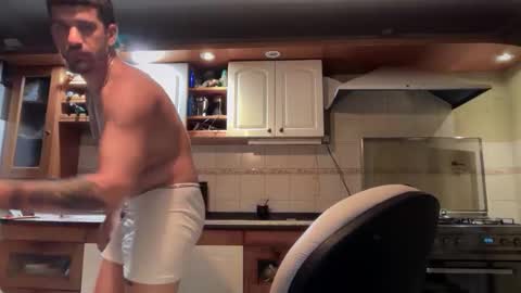 wearetwo online show from February 15, 6:10 am