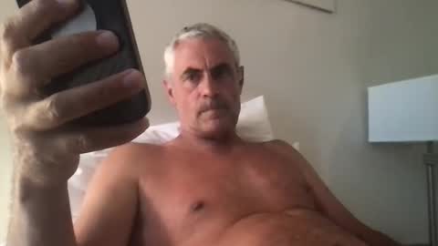 Snapshot of watchinggold chatting on January 17, 4:28 am watchinggold online show from January 17, 4:28 am