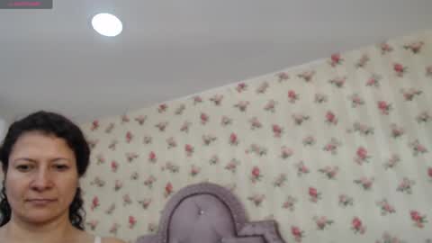 Snapshot of watson_crystal00 chatting on May 11, 12:55 pm Milf Latina online show from May 11, 12:55 pm