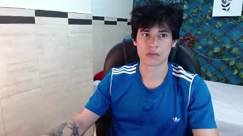 Snapshot of wayath chatting on July 25, 11:41 am Wayath online show from July 25, 11:41 am