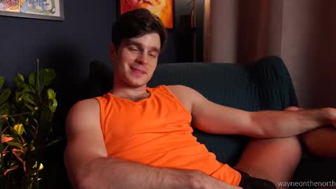 Snapshot of waynenorth chatting on December 19, 4:14 pm waynenorth online show from December 19, 4:14 pm