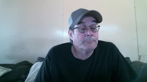 Snapshot of wbfarm chatting on February 22, 5:33 pm WB Farm online show from February 22, 5:33 pm