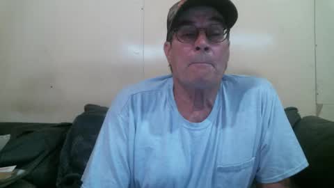Snapshot of wbfarm chatting on March 24, 3:11 am WB Farm online show from March 24, 3:11 am