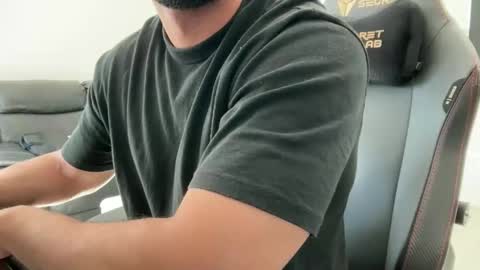 Weapon X online show from December 17, 9:32 pm