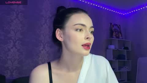 Alice online show from March 14, 6:35 pm