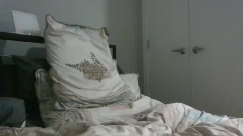 Snapshot of weatheredvoid chatting on December 25, 1:53 am WeatheredVoid online show from December 25, 1:53 am