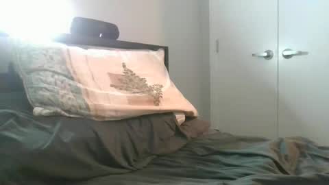 Snapshot of weatheredvoid chatting on February 4, 7:44 pm WeatheredVoid online show from February 4, 7:44 pm