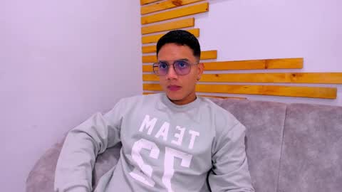 Jhonny Dick  his neighbors. online show from September 30, 7:30 pm