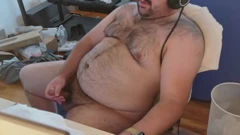 Snapshot of webarebuttbears chatting on July 13, 8:33 pm webarebuttbears online show from July 13, 8:33 pm